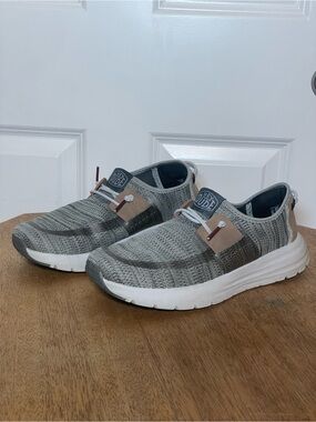 Hey Dude Men's Sirocco Grey Size 8 (missing inserts)